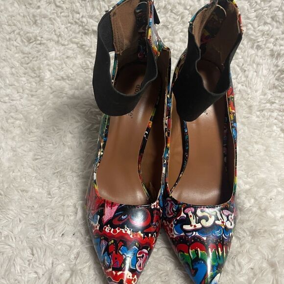Dollhouse Graffiti print multi color ankle strap heels back zipper  SZ9 - Picture 5 of 13